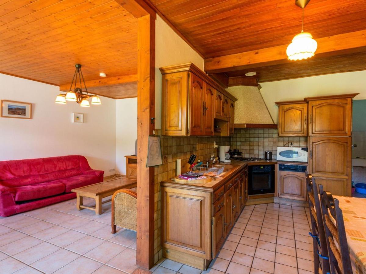 Vic-sur-Cère Beautiful Villa In The Parc Des Volcans D Auvergne מראה חיצוני תמונה